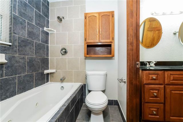209 Valley Drive, Grain Valley, MO 64029