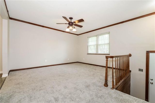 209 Valley Drive, Grain Valley, MO 64029