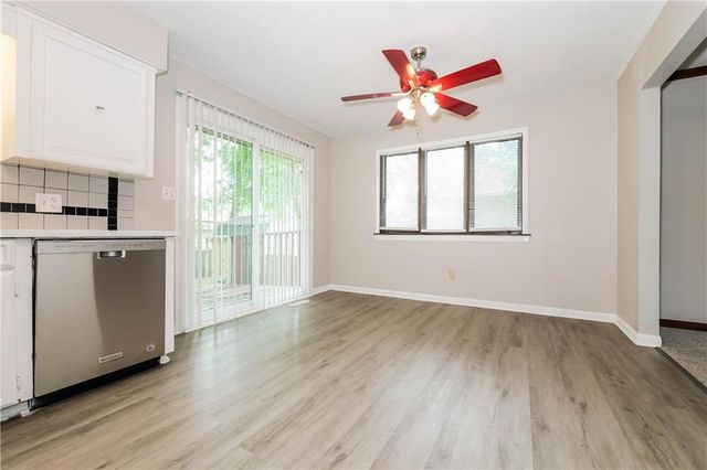 209 Valley Drive, Grain Valley, MO 64029