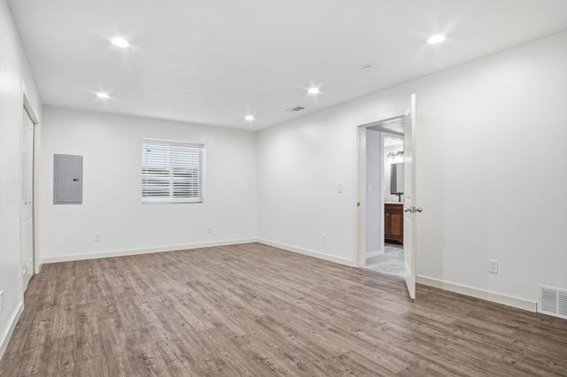 12612 N Ruby Rd, Spokane, WA 99218