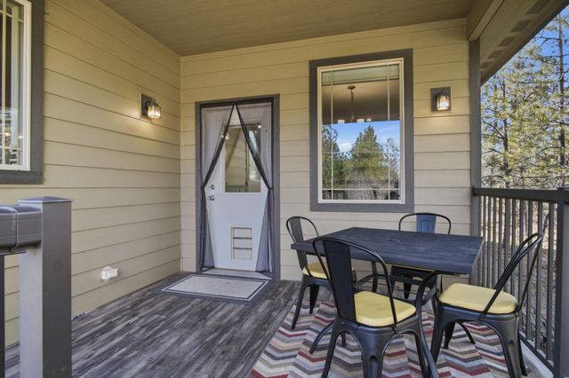 12612 N Ruby Rd, Spokane, WA 99218