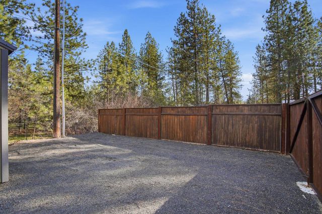 12612 N Ruby Rd, Spokane, WA 99218