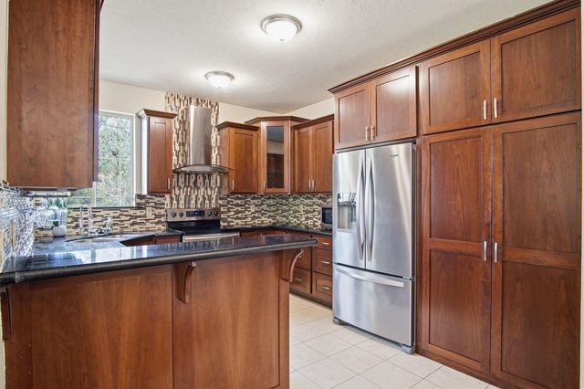 12612 N Ruby Rd, Spokane, WA 99218