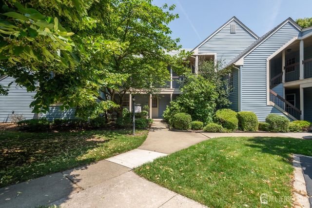 122-F Concordia Circle, Monroe, NJ 08831