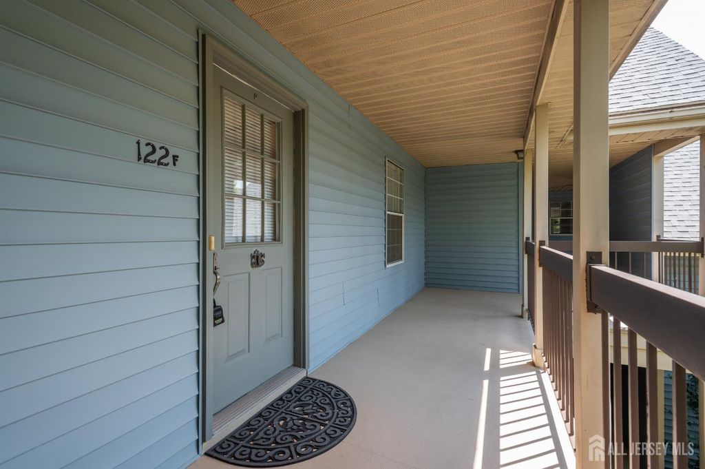122-F Concordia Circle, Monroe, NJ 08831