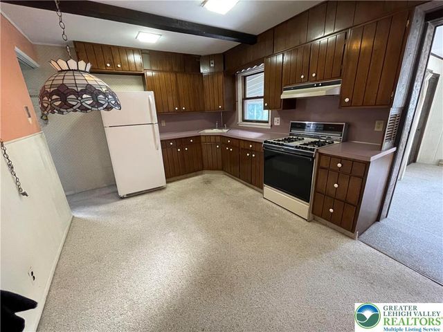 1403 Uelen Court, Bethlehem City, PA 18018