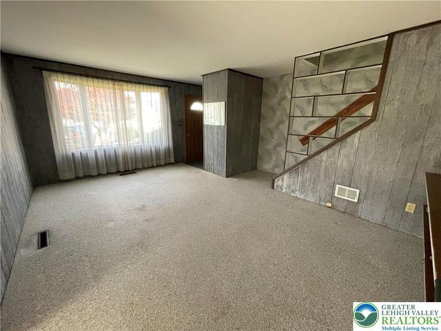 1403 Uelen Court, Bethlehem City, PA 18018