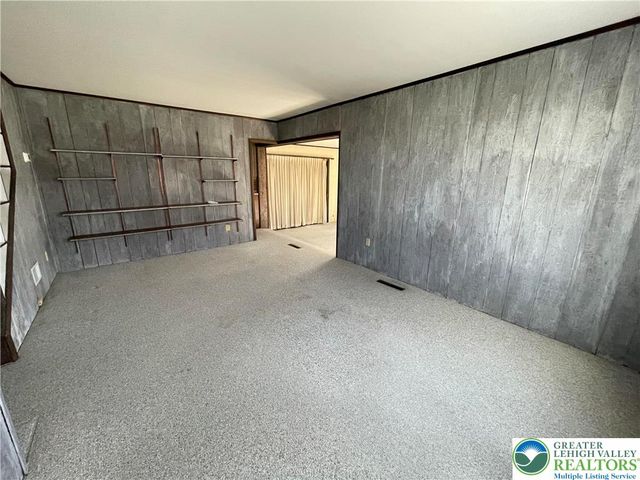 1403 Uelen Court, Bethlehem City, PA 18018