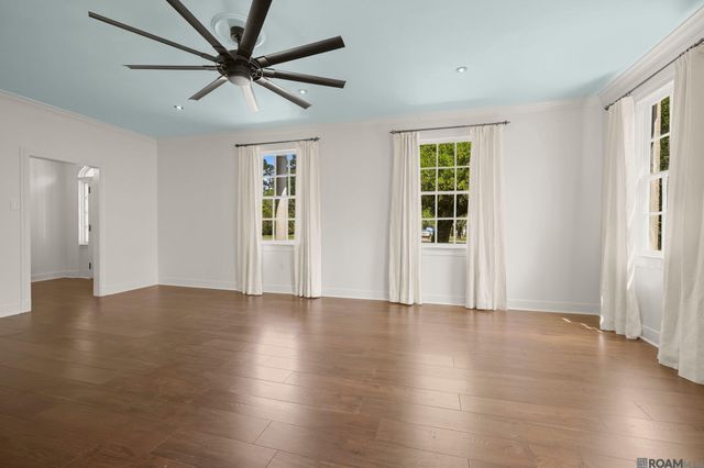 434 NE Centerville St, Denham Springs, LA 70726