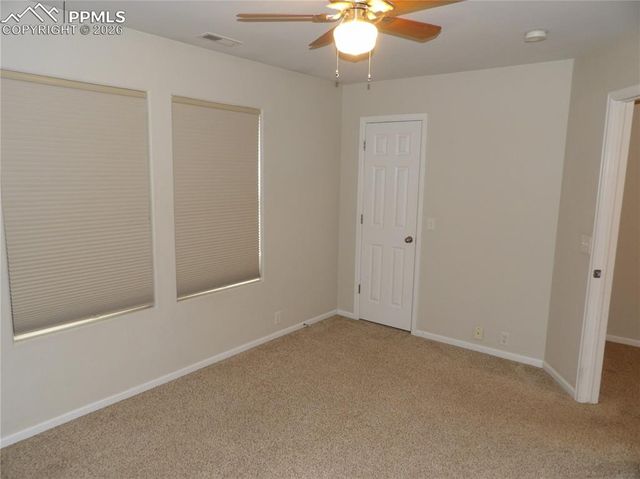 2163 Squawbush Ridge Grove, Colorado Springs, CO 80910