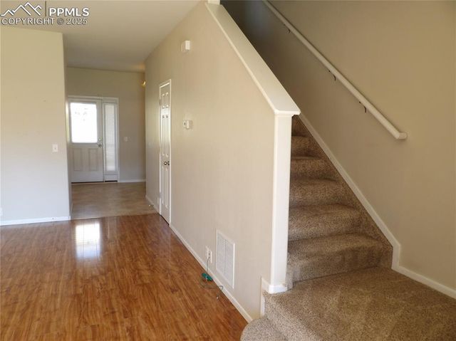 2163 Squawbush Ridge Grove, Colorado Springs, CO 80910