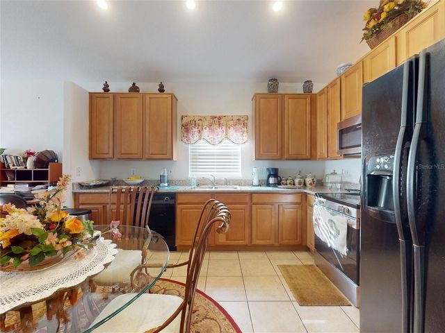 221 BELGIAN WAY, Sanford, FL 32773