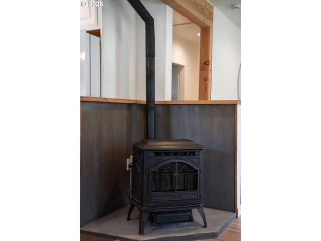 400 E YACOLT Rd, Yacolt, WA 98675