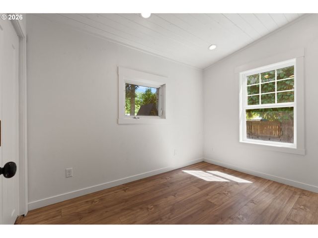 400 E YACOLT Rd, Yacolt, WA 98675