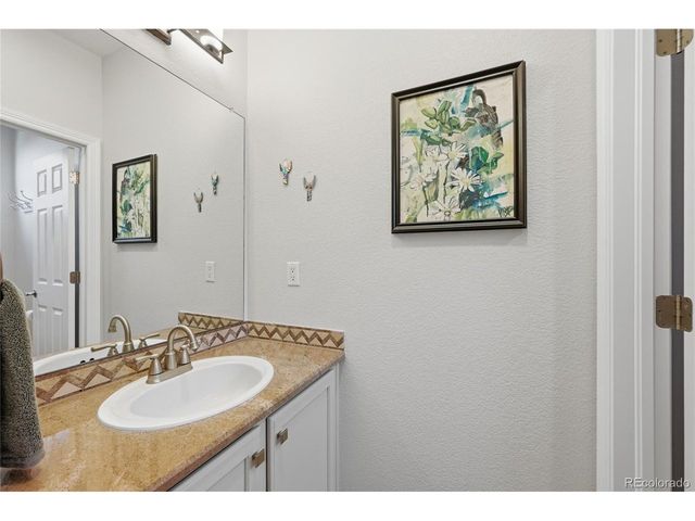 10084 Bluffmont Ln, Lone Tree, CO 80124