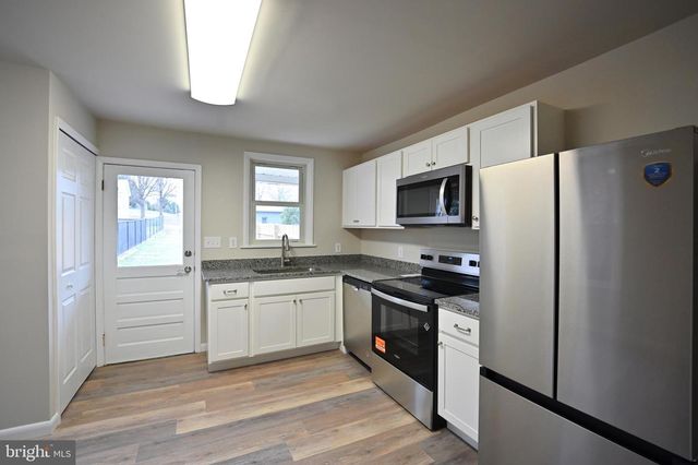 602 W MAIN STREET, Waynesboro, PA 17268