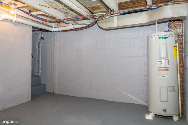 602 W MAIN STREET, Waynesboro, PA 17268