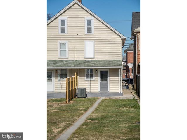 602 W MAIN STREET, Waynesboro, PA 17268