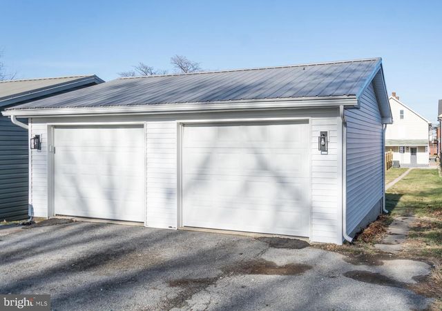 602 W MAIN STREET, Waynesboro, PA 17268