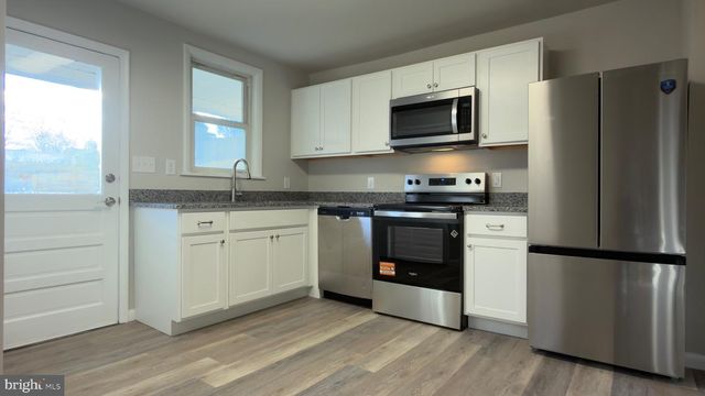 602 W MAIN STREET, Waynesboro, PA 17268