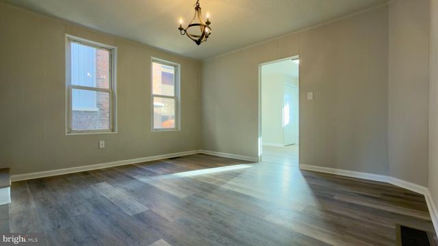 602 W MAIN STREET, Waynesboro, PA 17268