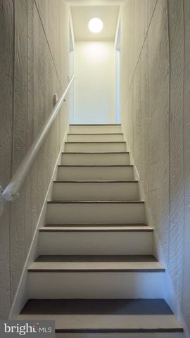 602 W MAIN STREET, Waynesboro, PA 17268