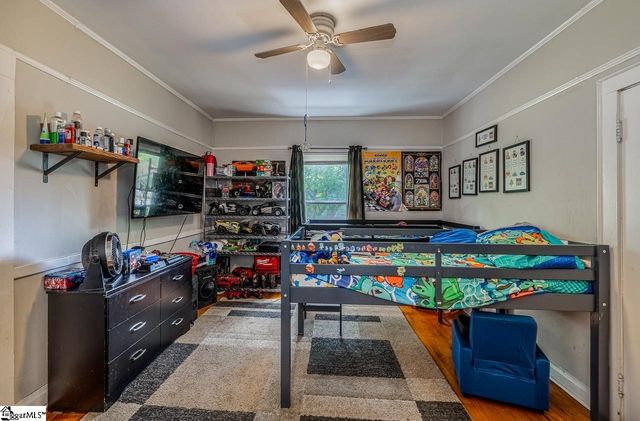 2 Woodward Street, Greenville, SC 29611