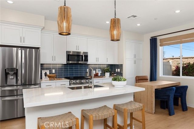 7005 Solara Way, Westminster, CA 92683