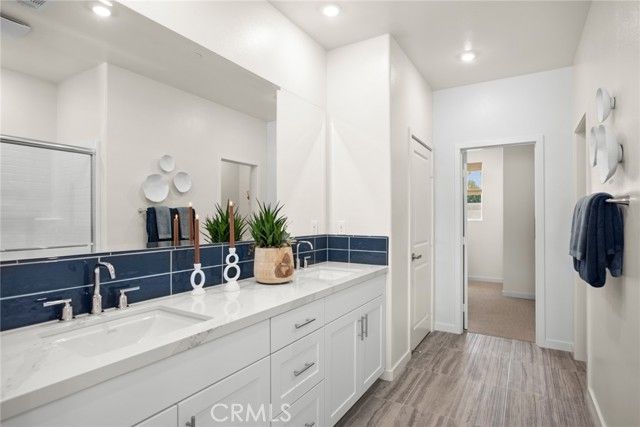 7005 Solara Way, Westminster, CA 92683