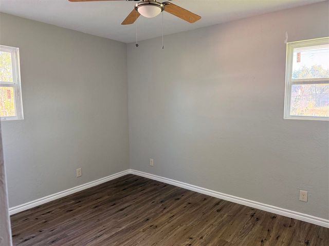 4610 SW H, Lawton, OK 73505