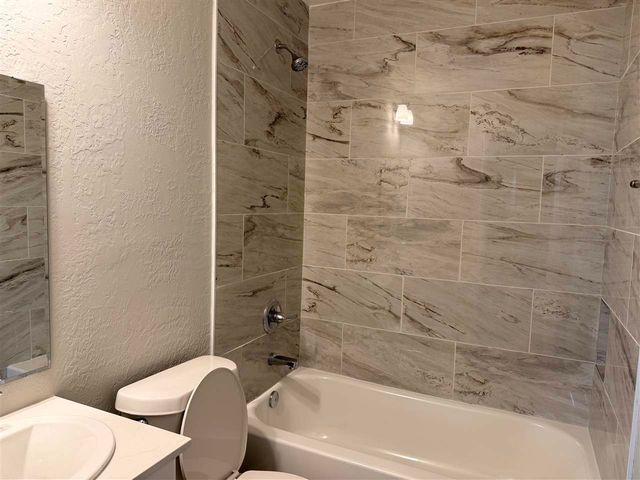 4610 SW H, Lawton, OK 73505