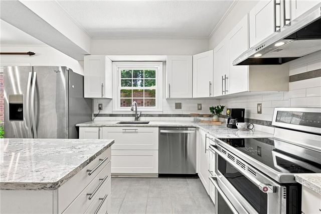 1111 Scott Boulevard, Decatur, GA 30030