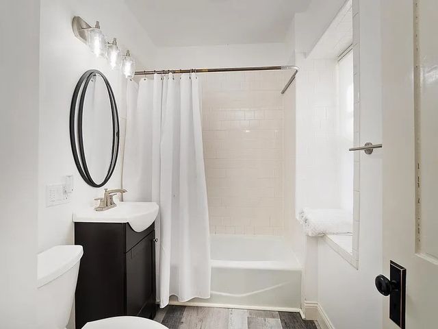 77 Coggeshall Avenue G, Newport, RI 02840