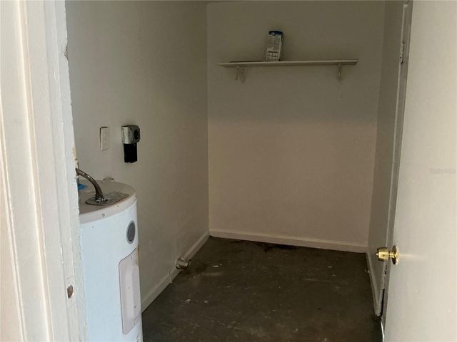 5132 ELESE STREET, Orlando, FL 32811