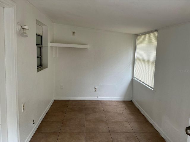 5132 ELESE STREET, Orlando, FL 32811