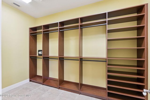 5043 Vantage Court, St. Cloud, FL 34772