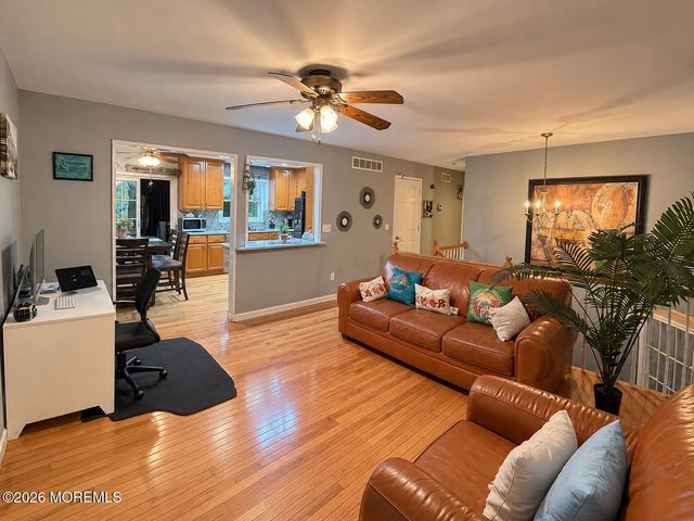 1055 Farmingdale Road, Jackson, NJ 08527