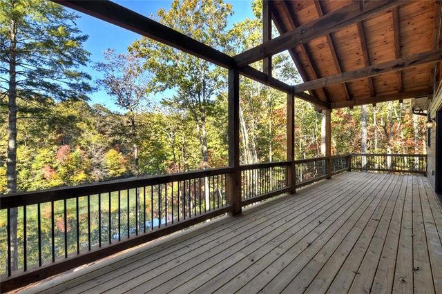 382 Pocaset Drive, Ellijay, GA 30540