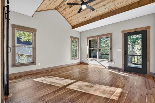 382 Pocaset Drive, Ellijay, GA 30540