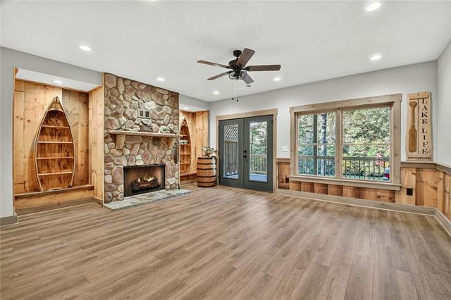 382 Pocaset Drive, Ellijay, GA 30540