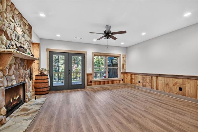 382 Pocaset Drive, Ellijay, GA 30540