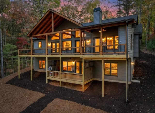 382 Pocaset Drive, Ellijay, GA 30540