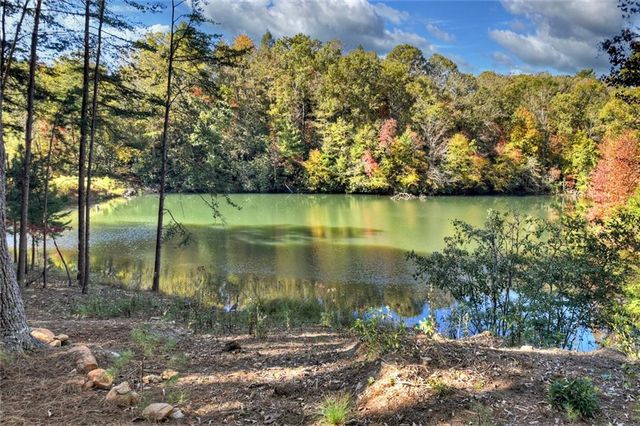 382 Pocaset Drive, Ellijay, GA 30540