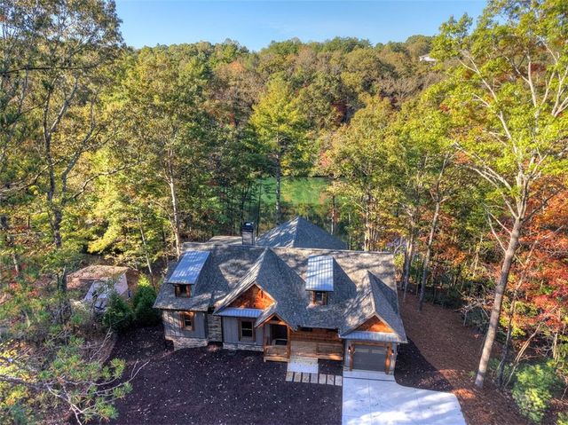 382 Pocaset Drive, Ellijay, GA 30540