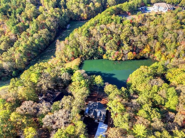 382 Pocaset Drive, Ellijay, GA 30540