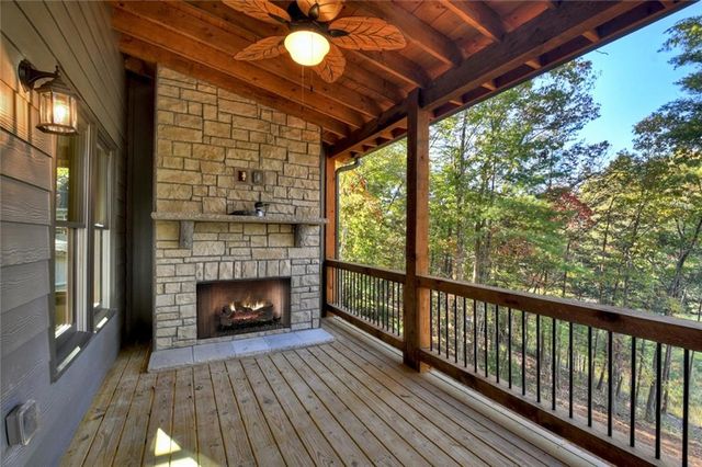 382 Pocaset Drive, Ellijay, GA 30540