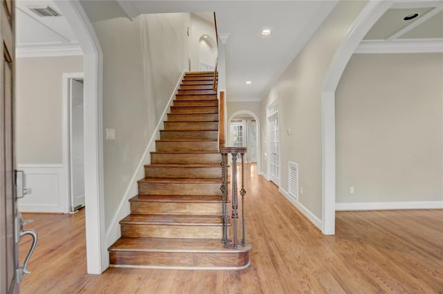 3502 Gramercy Street, Houston, TX 77025