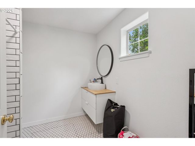 1401 Sw EDGEFIELD MEADOWS Ct, Troutdale, OR 97060