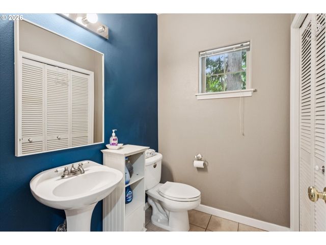 1401 Sw EDGEFIELD MEADOWS Ct, Troutdale, OR 97060