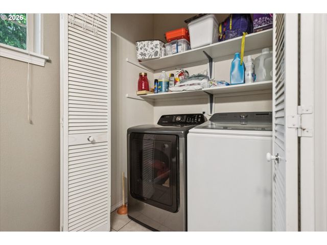 1401 Sw EDGEFIELD MEADOWS Ct, Troutdale, OR 97060